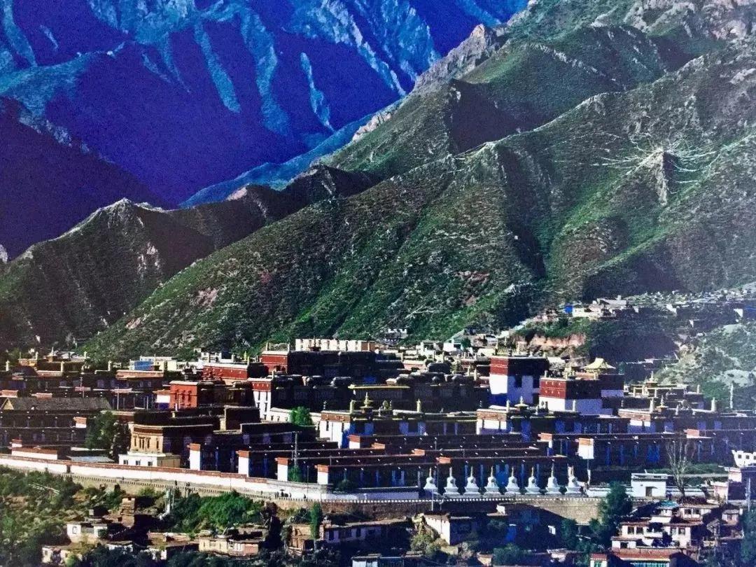 足球比赛现场呼声,足球比赛时间及地点