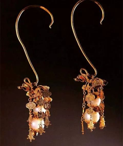 超长流苏耳饰正确戴法,耳饰的100种戴法