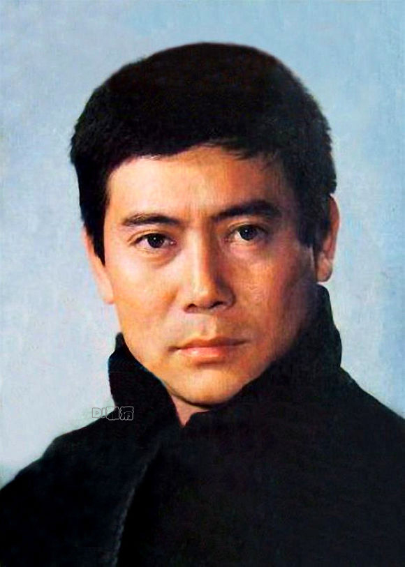 罕见老照片80年代男星,80岁老戏骨全部照片