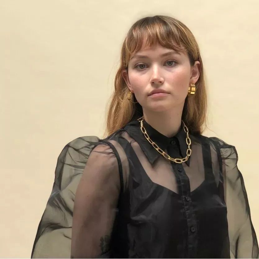 大金链子忘了戴,大金链子好久没戴了