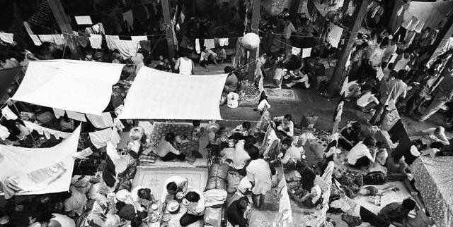 “难民天堂”:1975年到2000年,25万越南难民涌入香港