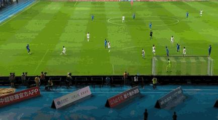 卡洛斯生涯中超重炮,卡洛斯进中国足球队