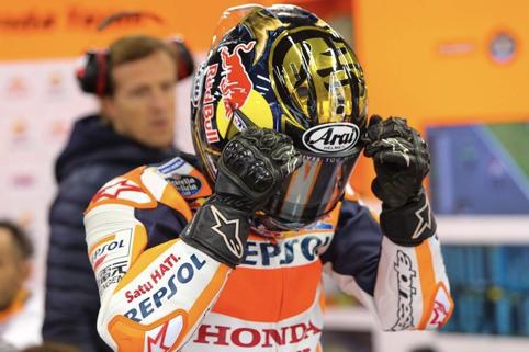 rx7x黑盔,arairx-7x头盔带刀侍卫拆箱