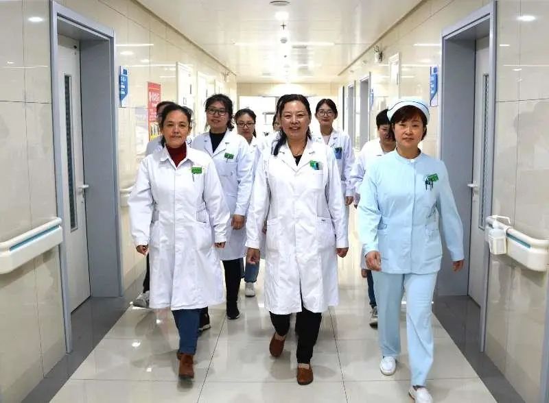 南阳医专一附院妇科主任王学玲,医专一附院妇科王学玲