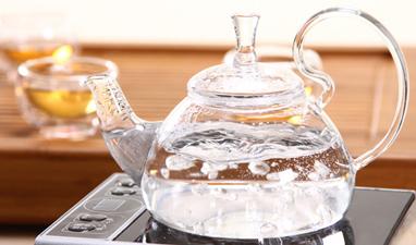 如何泡出冰红茶好喝又简单,七步教你泡出一杯芳香口味的红茶