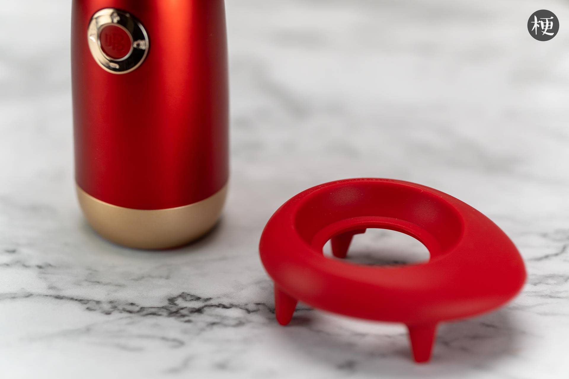 麦克风小巨蛋版本对比,小巨蛋麦克风真的好吗