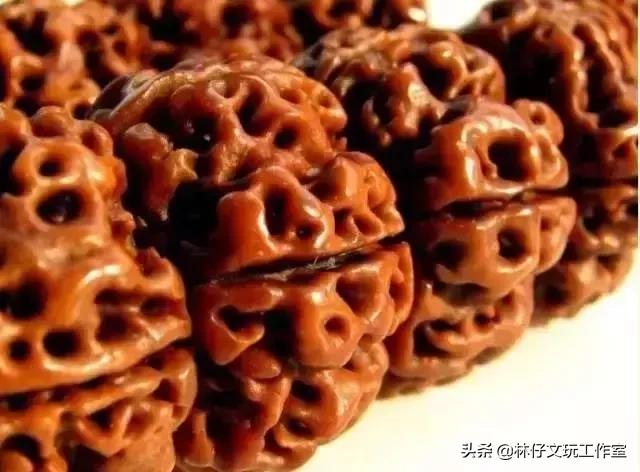 十二生肖配什么文玩,十二生肖戴什么文玩手串