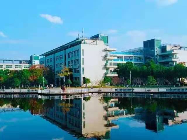 今天我以湖经为荣,明天湖经以我为傲