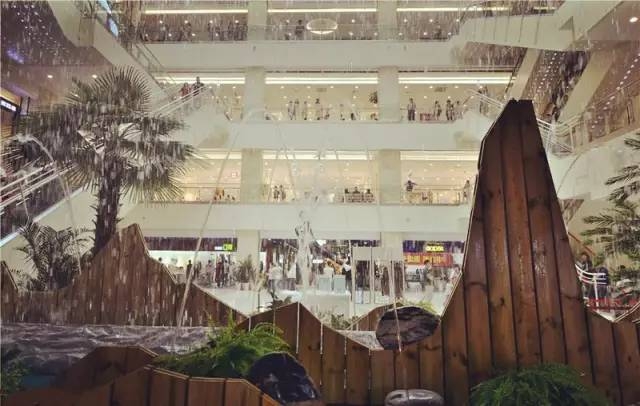 魅力西安大雁塔,西安人为什么喜欢去小寨