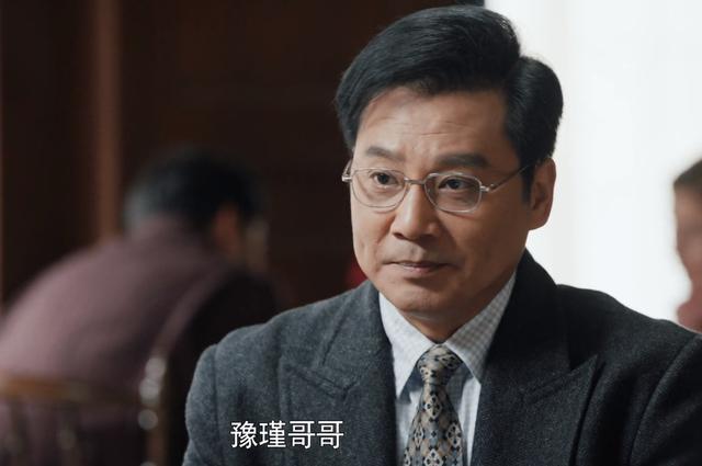 刘嘉玲低马尾,刘嘉玲扭胯