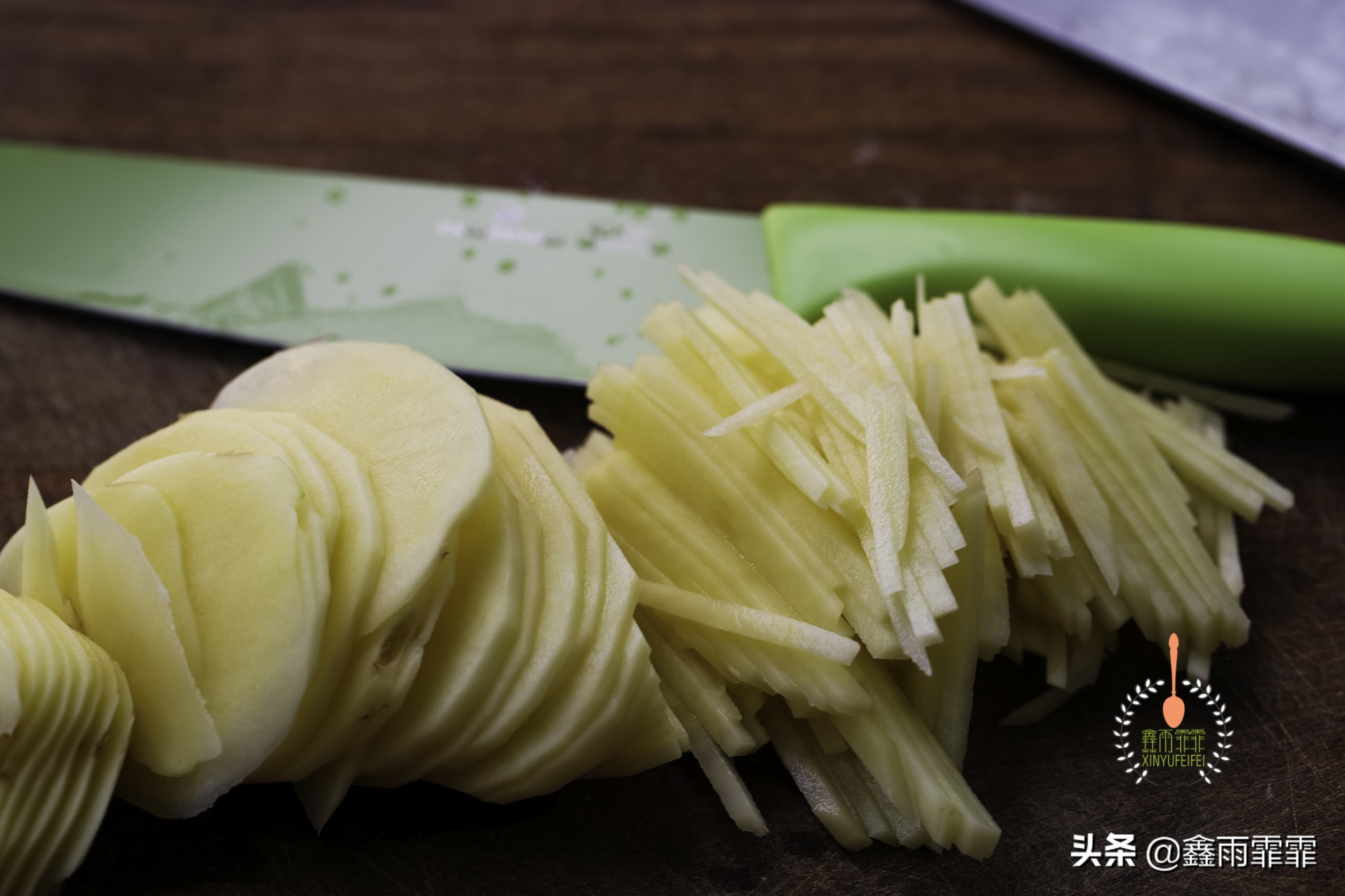 土豆粘锅变色,土豆炒好了发黑怎么处理