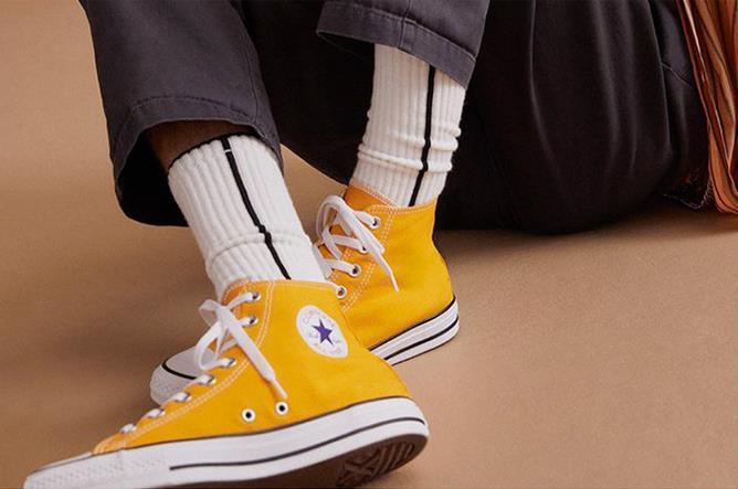 300元买了双冷门匡威,300以内性价比高的匡威