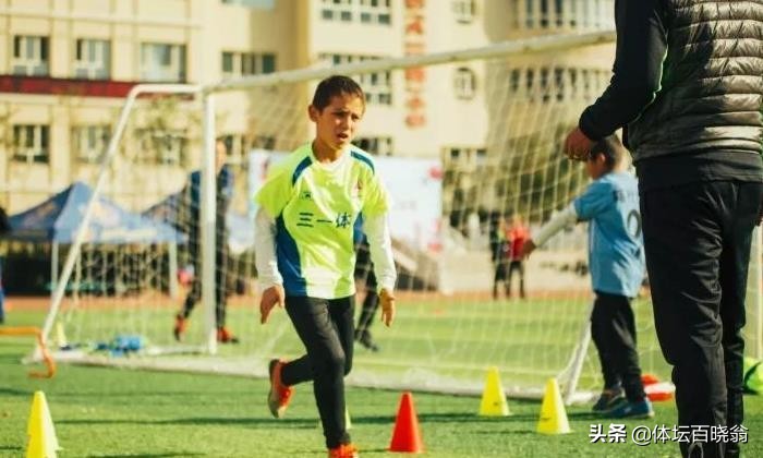 *疆新**足球闪耀全运!职业队却在中甲垫底濒临降级,究竟是何原因?
