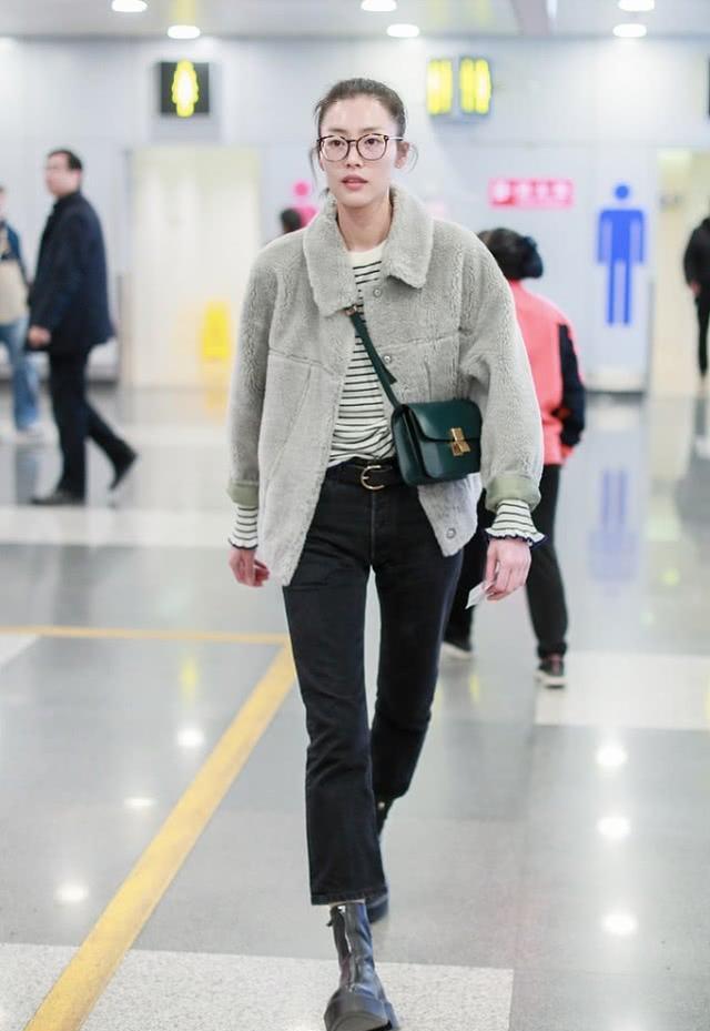 大家都想抱你，除了因为天气，还因为它