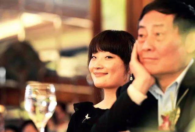 从开拖拉机到如今千亿帝国掌舵人,从拖拉机手到千亿富婆