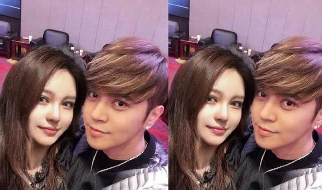 周扬青看nba坐詹姆斯旁边,詹姆斯和周扬青并排而坐