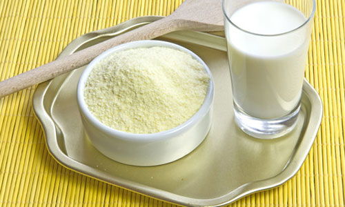 纯牛奶喂养一个月需要几罐奶粉,关于宝宝喝奶粉的正确方法