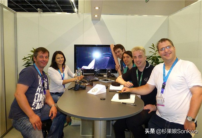 华生与福尔摩斯撒狗粮,福尔摩斯华生游戏