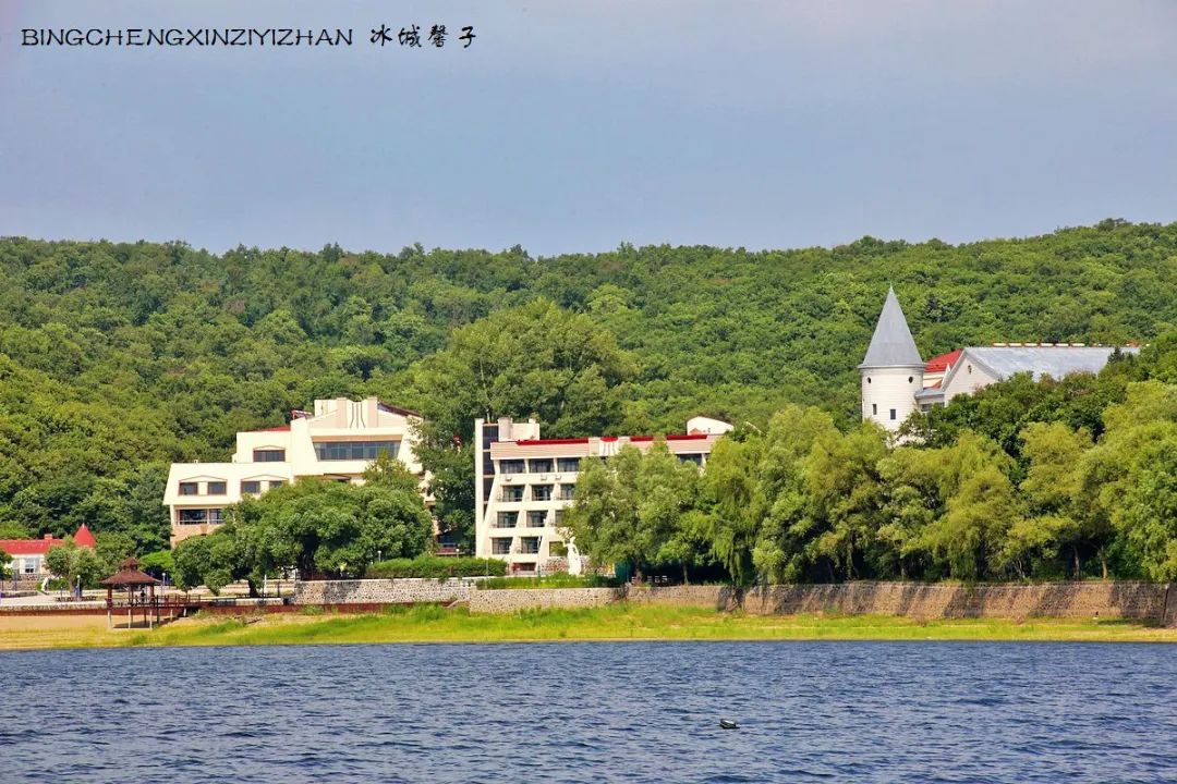 镜泊湖是堰塞湖吗,高山熔岩堰塞湖镜泊湖