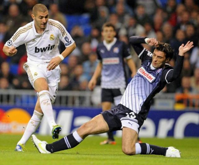 穆帅皇马经典反击,穆式皇马防守反击效果