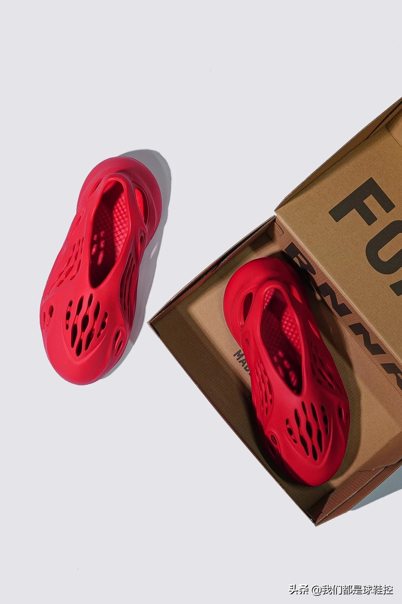 红椰来了，YEEZYFoamRunnerVERMILION国内同步发售