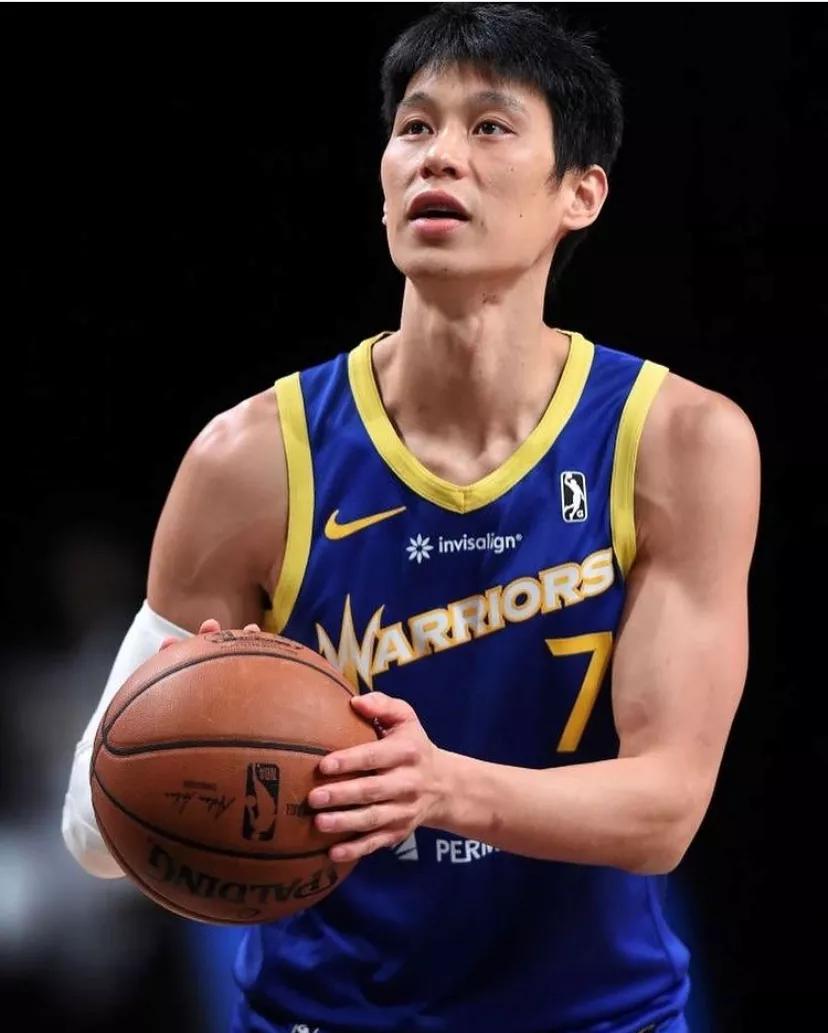 詹皇39分骑士遭47秒逆转,库里谈詹姆斯56分战胜勇士