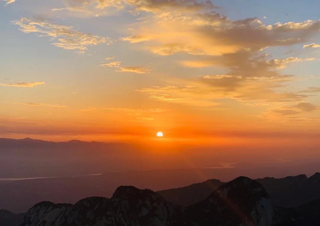 华山未解之谜长空栈道,华山黑龙潭和仰天池
