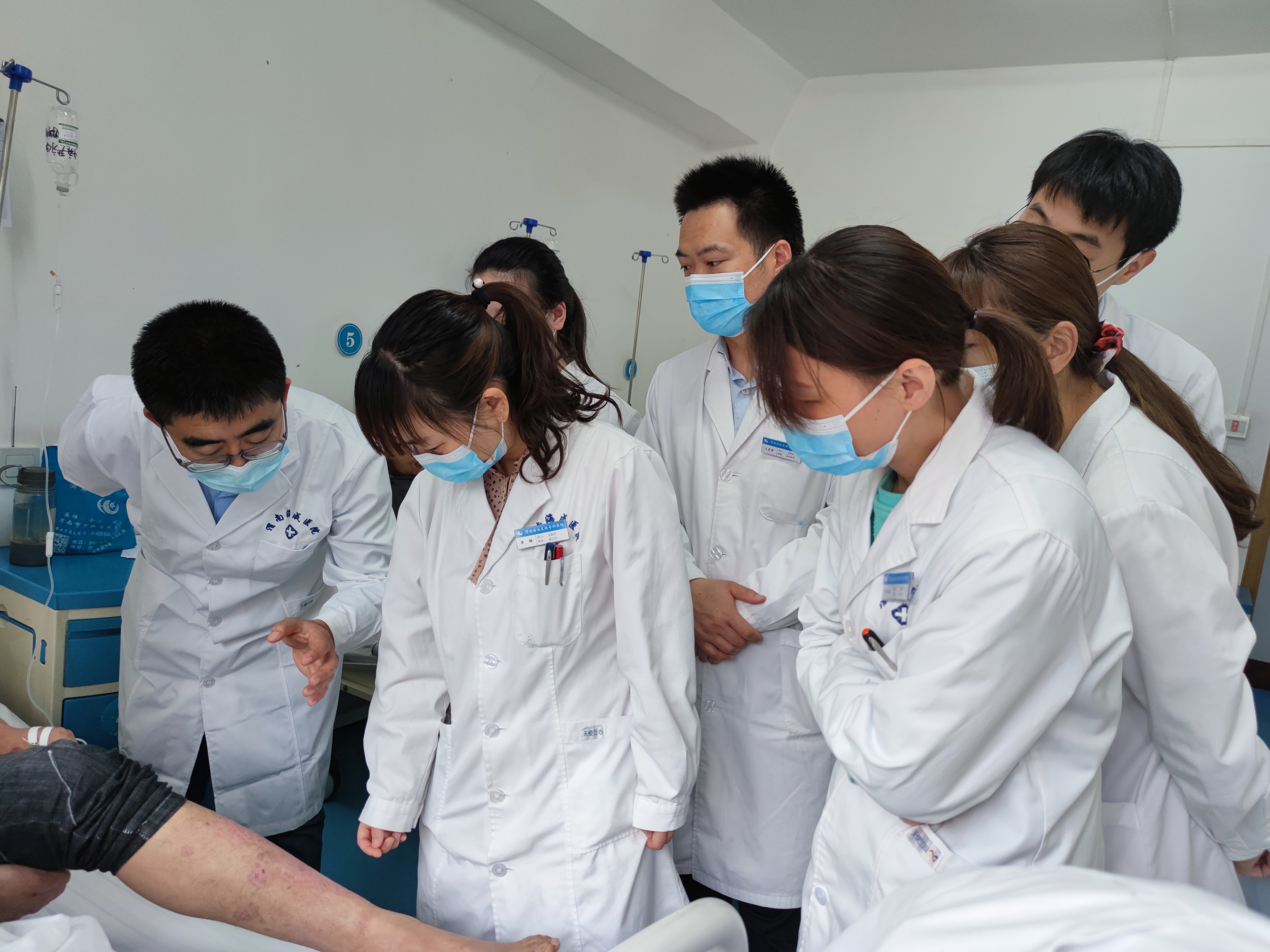 我为群众办实事免费体检,我为群众办实事免费诊疗暖人心