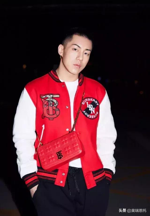 burberry深蓝色搭配 (burberry鼠年限定)