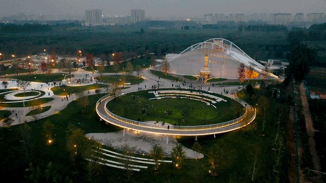 绗涗笢鑷诲搧浜戞箹鍗侀噷,绗涗笢鑷诲搧