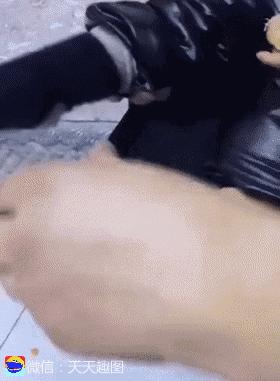 吃火锅搞笑瞬间,吃火锅搞笑图蘑菇头