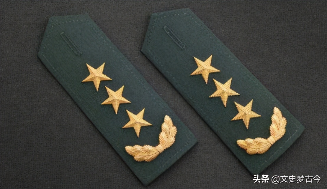 他曾任周总理的卫士长，后任中央警卫局局长，领上将军衔