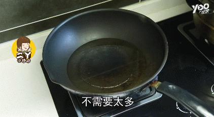 锅盖倒扣锅里,锅盖倒扣在锅上拿不下来怎么办