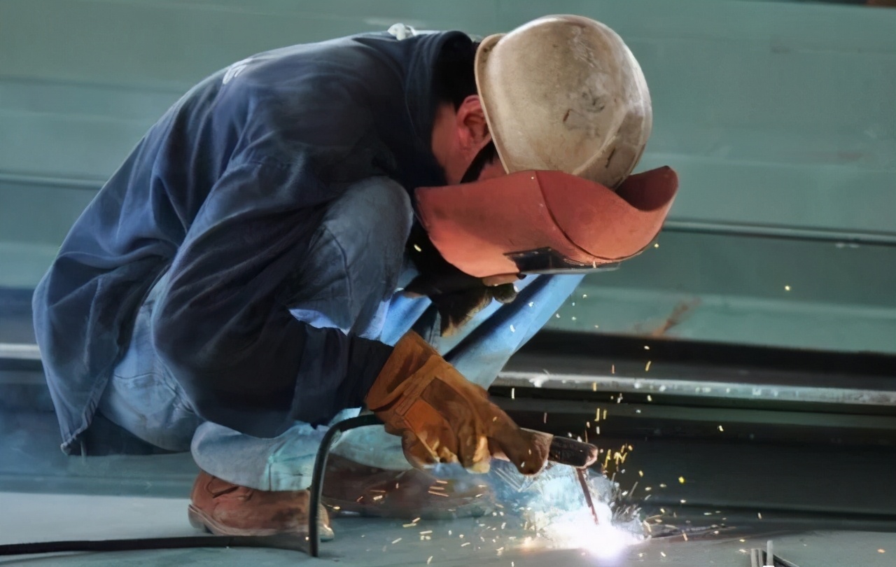 新手焊工参考焊接技能大全,焊工大师傅总结的焊接口诀