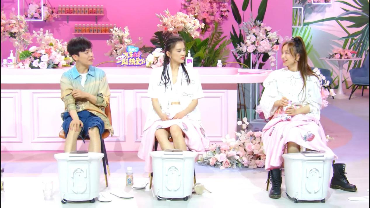 蓓慈足浴盆好用吗,给媳妇简单放松按摩