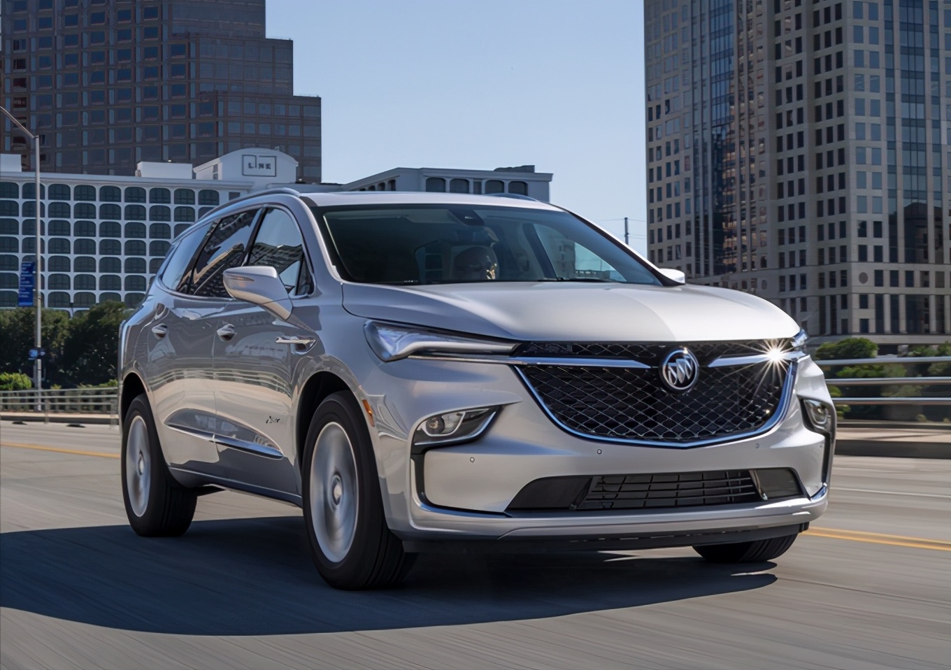 昂科雷和汉兰达,2020款别克昂科雷四驱测试