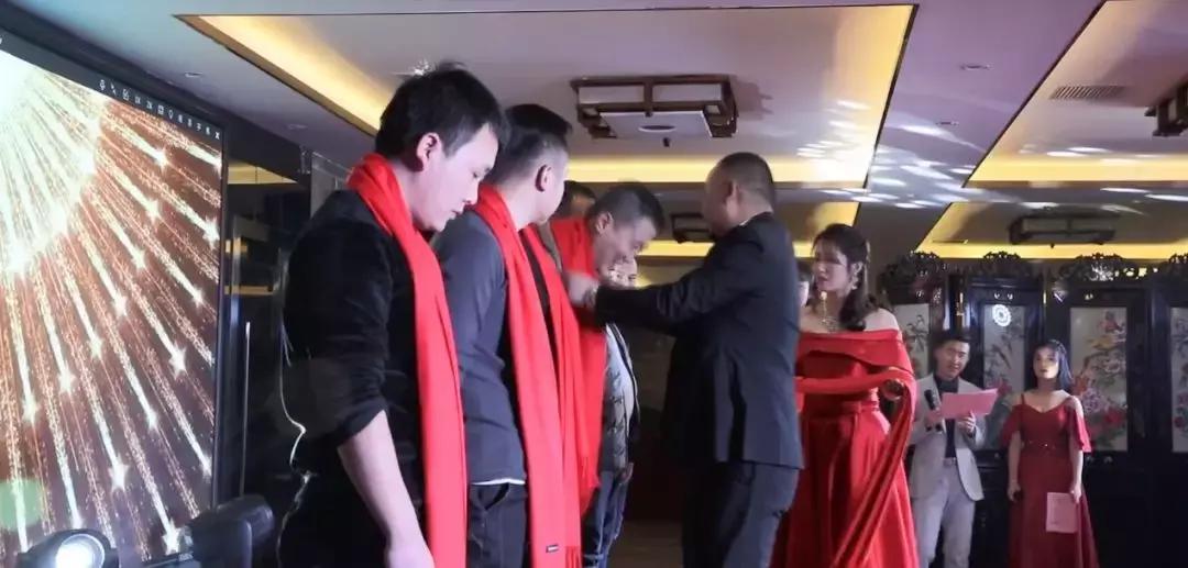 最牛装饰公司展厅布置,最牛网红装饰公司