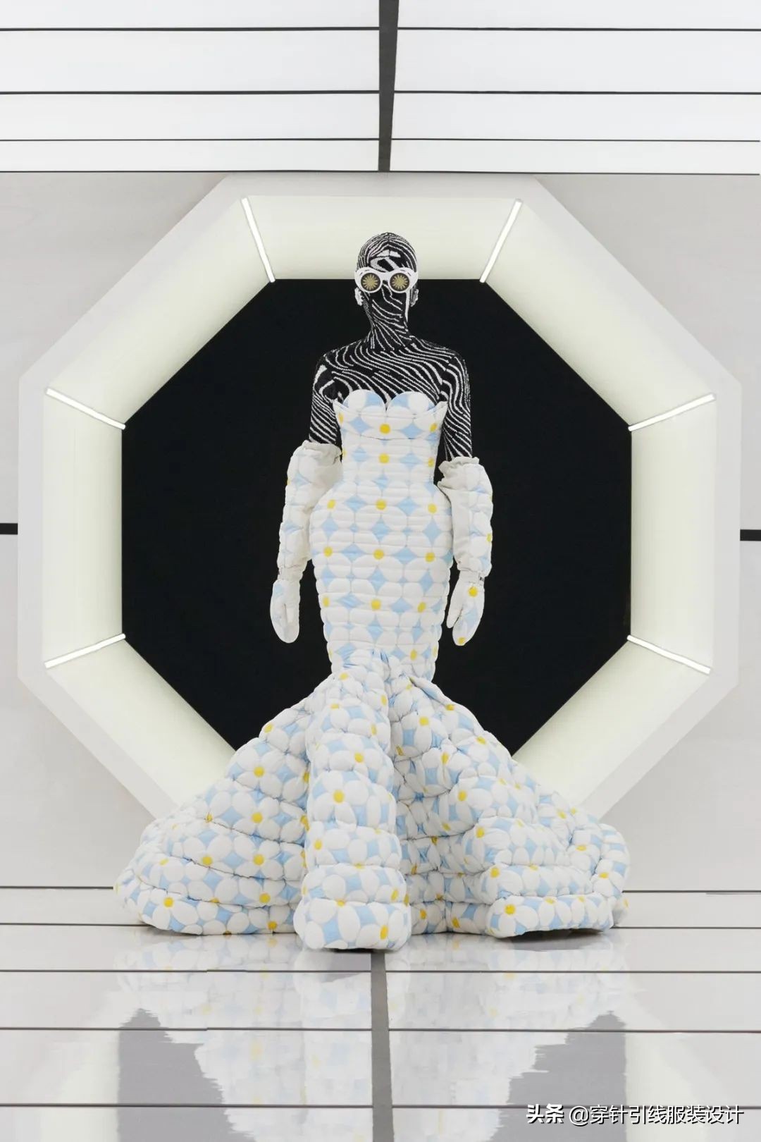 moncler设计师款式 (moncler 2017秋冬系列)