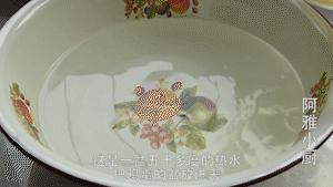 4个鸡蛋1碗面粉做松软可口蛋糕,普通面粉做老式鸡蛋糕的方法