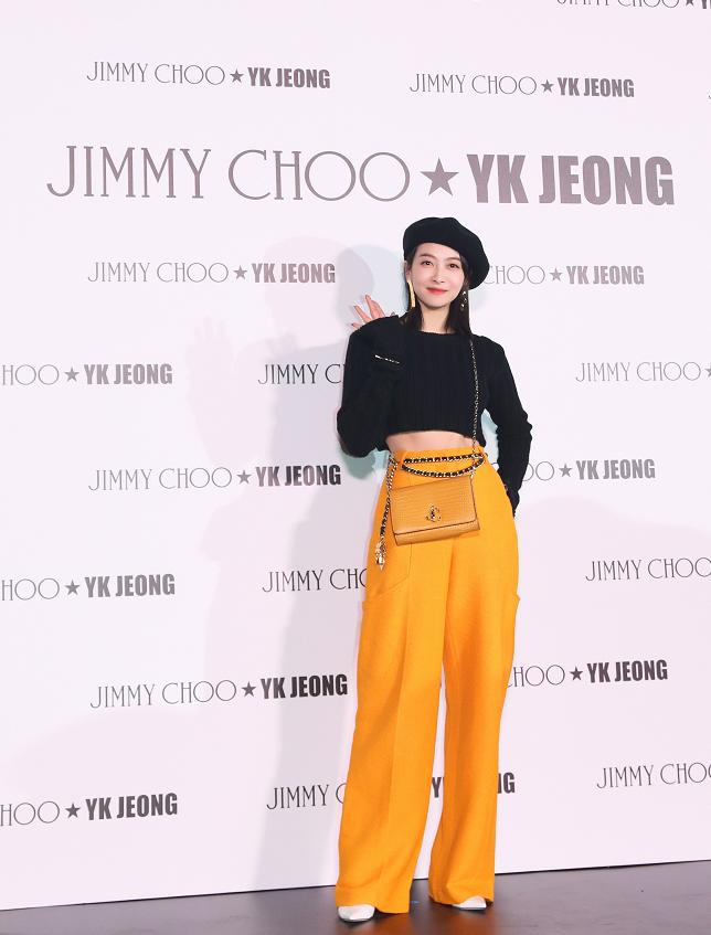 宋茜穿露脐上衣秀好身材,盘点宋茜在红毯上的各种时尚穿搭