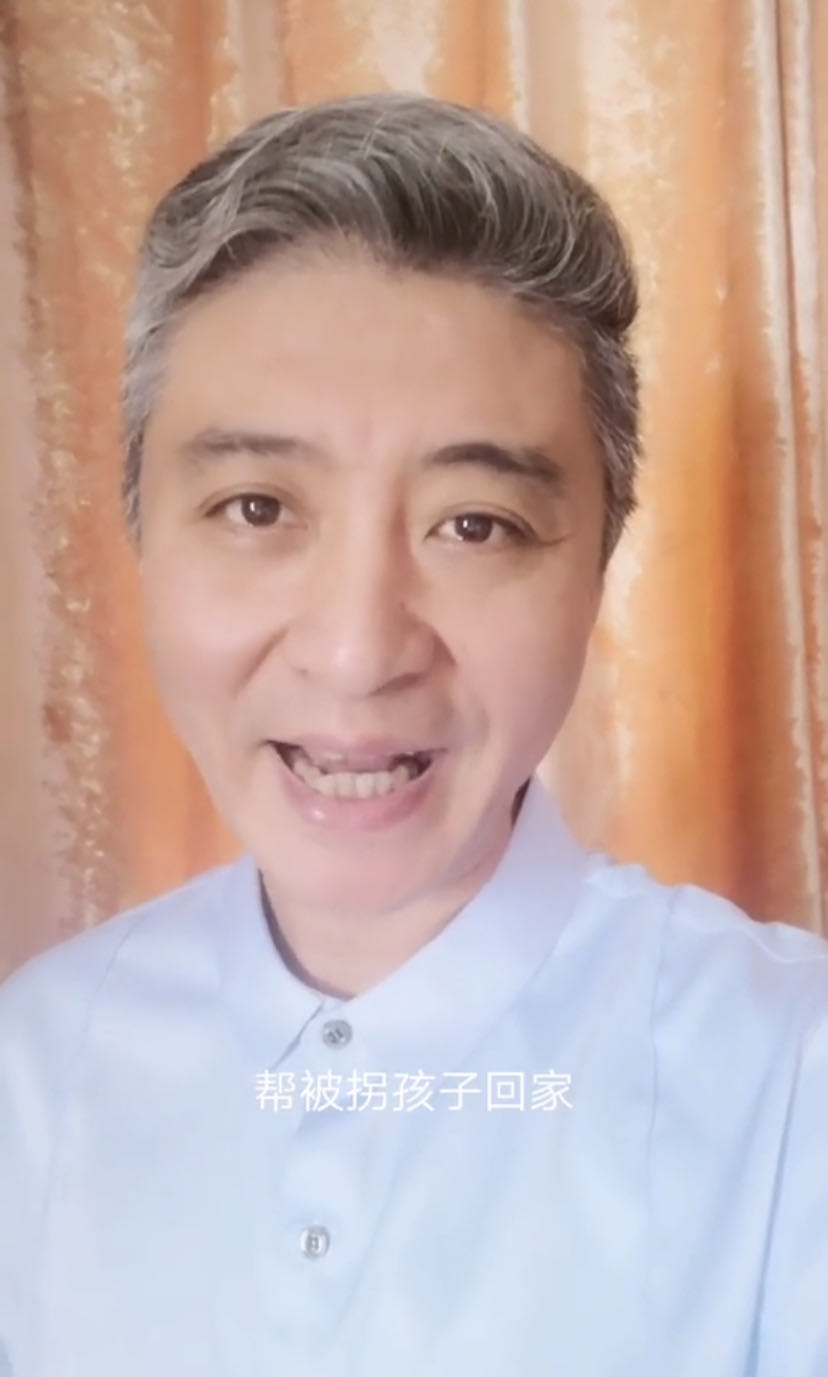 周炜是有白发了吗,46岁周炜满头白发