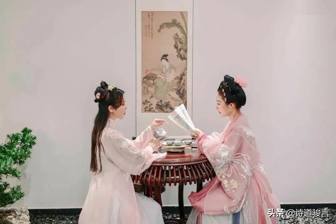 格律诗一联之内平仄相对,律诗的平仄粘连规则