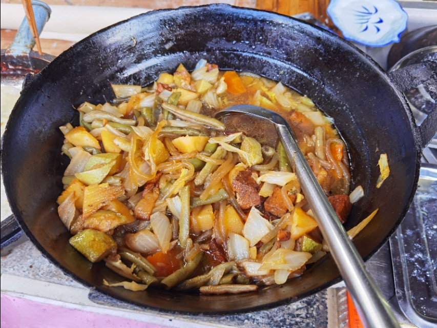 宿在驼梁，感受一种无忧的生活/郝贵云