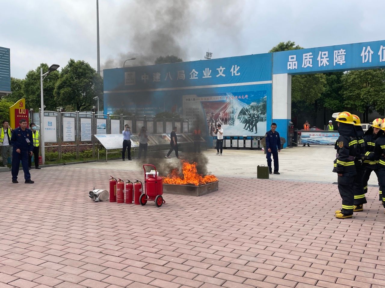 贵阳奥体中心二期,贵阳奥体中心二期工程最新进度图