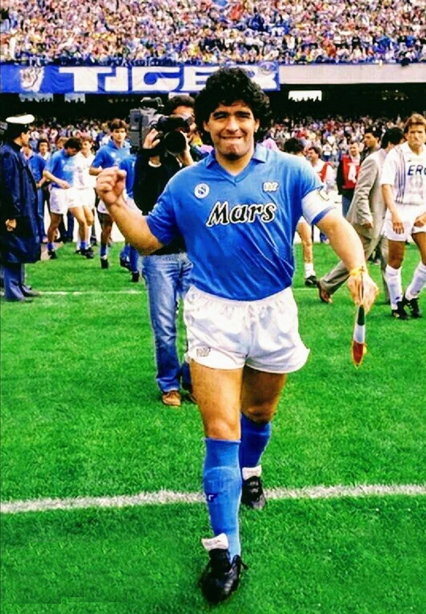 意甲那不勒斯罗马诺,意甲那不勒斯衣服