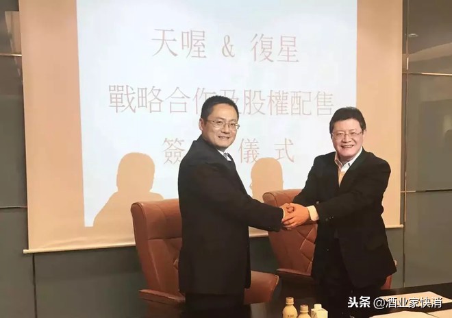 一样是富二代，王思聪在创造狂欢，他的小伙伴却……