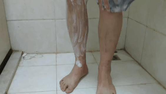 日本发明了洗澡按摩器,日本变态护颈神器