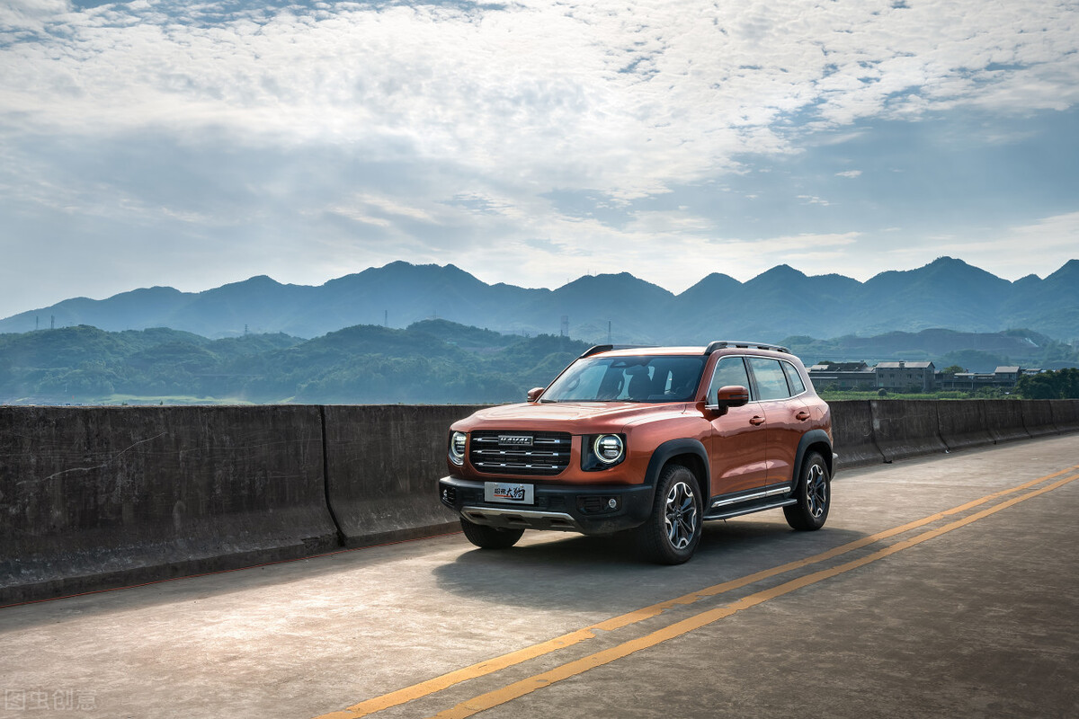 哈弗大狗越野和霸道,哈弗大狗硬汉气息十足