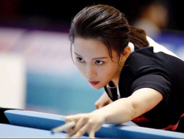 撞球潘晓婷,碰球犯规潘晓婷