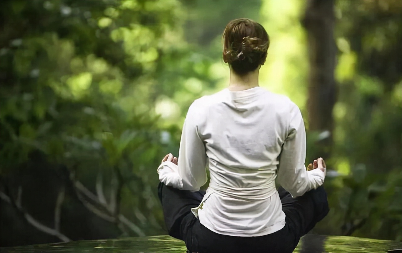 女子最佳绝经期是多大年龄,如何平稳过渡围绝经期